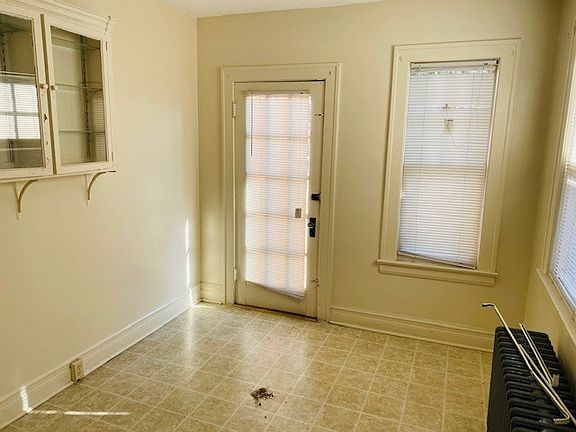 4th image of 504 Fayette St
