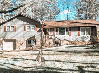 5222 Dunwood Dr, Acworth, GA 30102
