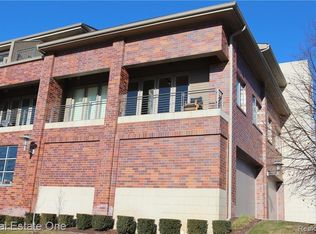 714 N Main St UNIT 205, Rochester, MI 48307