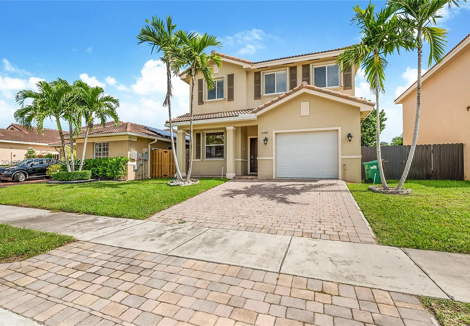 Precious Homes At Lakes B — Photo 1