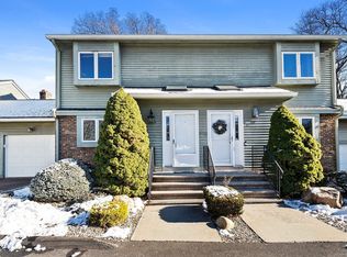 709 Sand Stone Dr #709, South Windsor, CT 06074