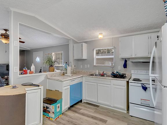 5th image of 9406 Sunset Dr