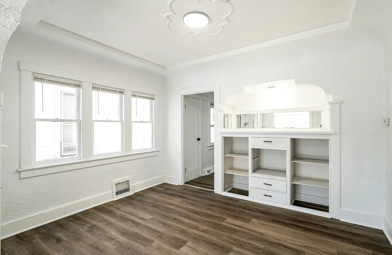 3151 North 11th Street, Unit A (Downstairs) — Photo 2