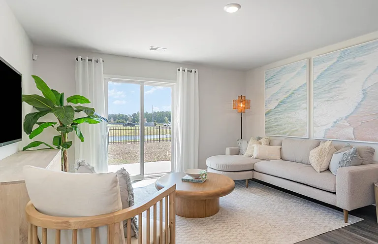 The Grove at Village Oaks — Photo 13