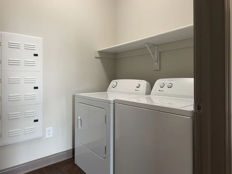 Flats at 146 | Specials Available — Photo 68