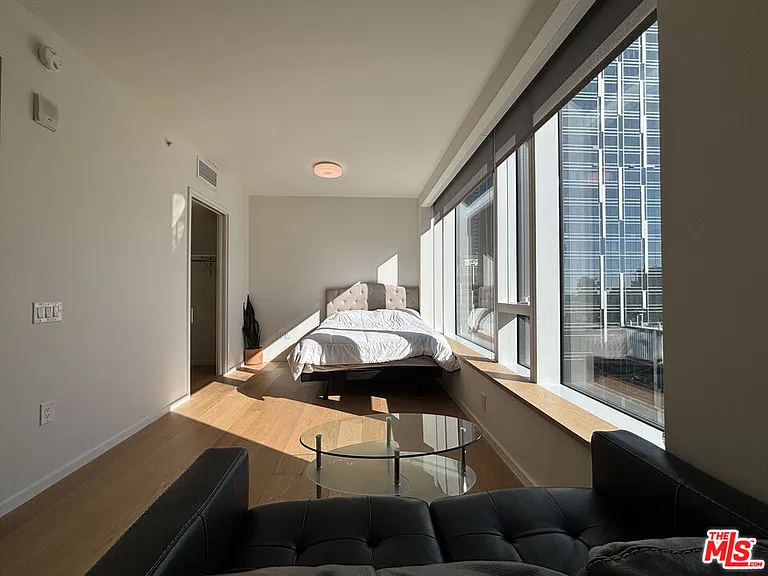 889 Francisco St #2305 — Photo 3