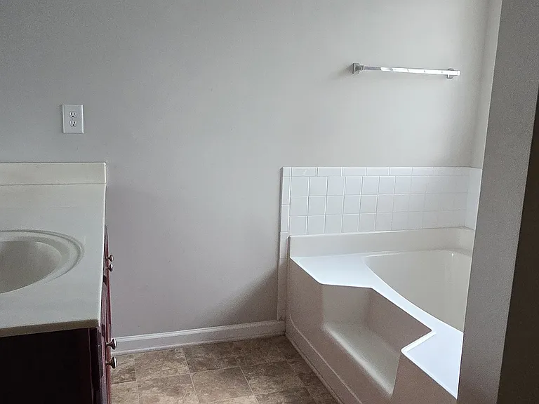 4305 Fourth Rail Ln — Photo 10