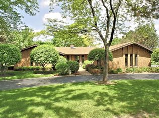 16 Covered Bridge Rd, South Barrington, IL 60010