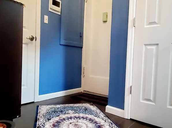 8735 Bay Parkway image 8 of 19