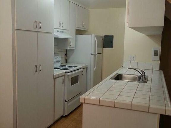 4th image of 34732 Skylark Dr APT 3