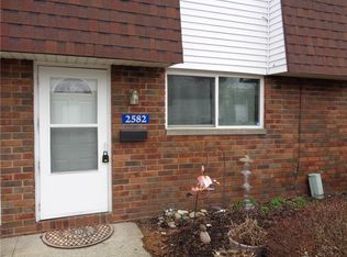 2582 Shakespeare Ln, Avon, OH