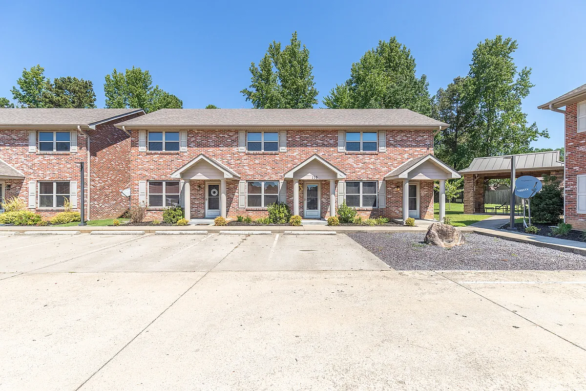 Building Photo - Eagle Pass Ln