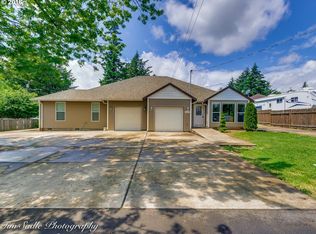 15923 NE Glisan St, Portland, OR 97230