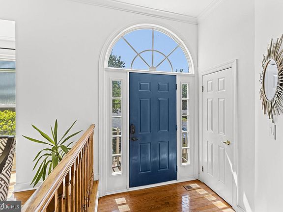 5th image of 46522 Lynnhaven Sq