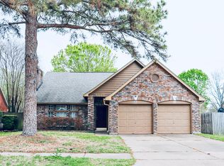 5838 N Magazine Cir, Houston, TX 77084