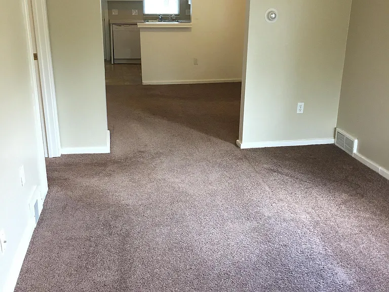 101 E Harwood Ave — Photo 18
