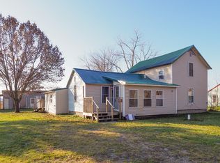 38721 82nd Ave, Decatur, MI 49045