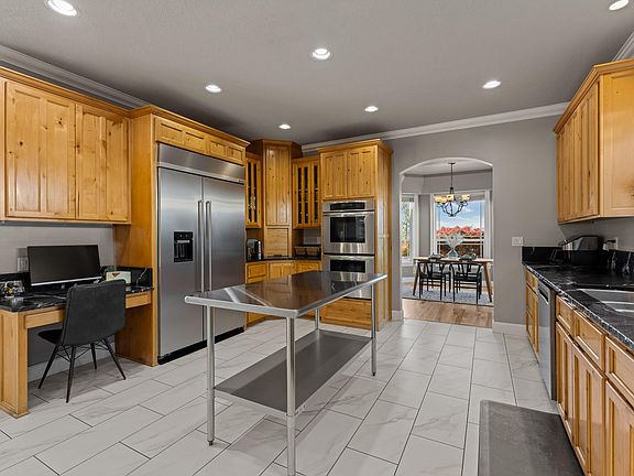 3rd image of 1679 NE Terrace Dr