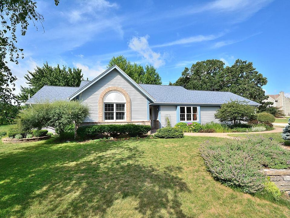 637 Two Rivers DRIVE, Mukwonago, WI 53149 Zillow