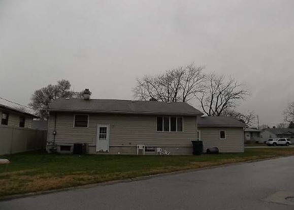 2nd image of 7203 Birch Ave