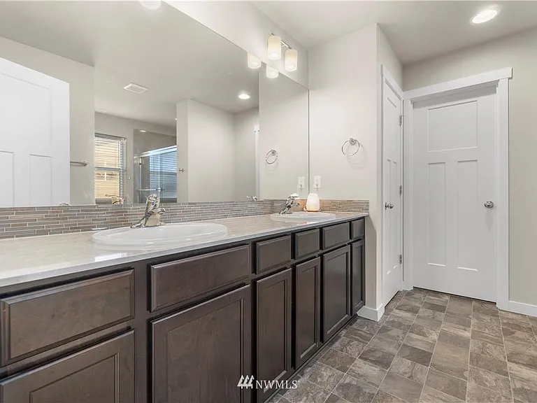 7810 21st Ave SE — Photo 17