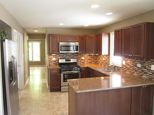 3rd image of 2329 S Cuyler Ave