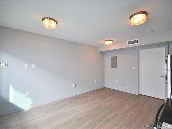 4th image of 1501 Michigan Ave APT 3