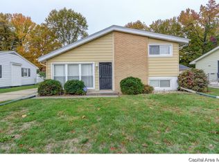 21 Adloff Ln, Springfield, IL 62703
