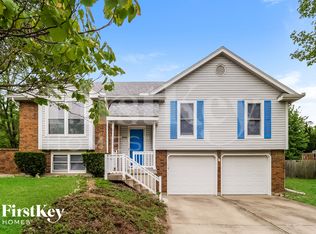 18901 S Ash St, Belton, MO 64012