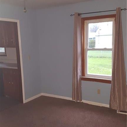 2nd image of 732 Hanson St