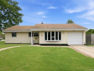 67 E End Avenue, Hicksville, NY, 11801