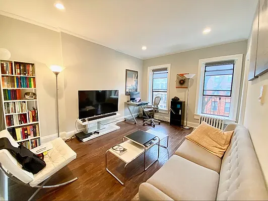 Rented by Living New York | media 17