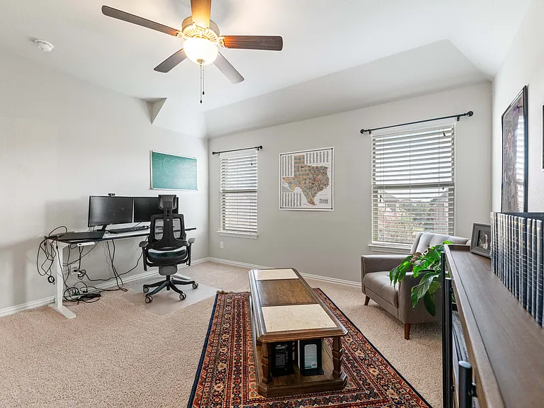 4611 Acacia Pkwy — Photo 35