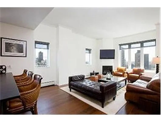 Rented by Douglas Elliman | media 28