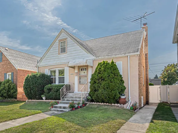 10054 S Homan Ave, Evergreen Park, IL 60805