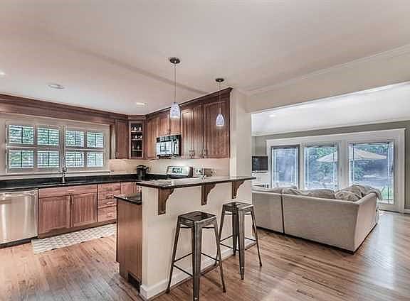 4th image of 1441 Woodland Hills Dr