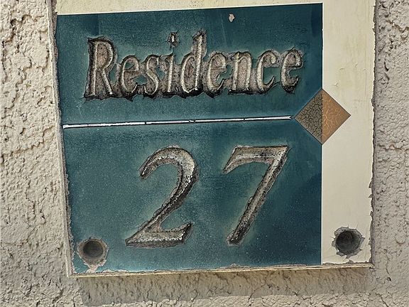 4th image of 1620 N San Fernando Blvd APT 27