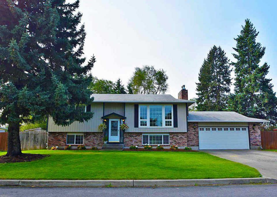 1st image of 14720 E 15th Ave