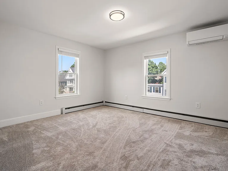 45 Henshaw St — Photo 10