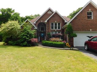 679 Colony Rd, Manchester, KY 40962