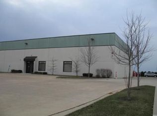 446 Treasure Dr, Oswego, IL 60543