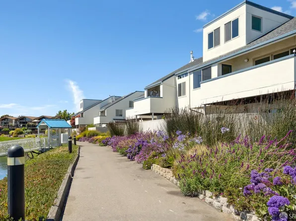 440 Cola Ballena APT D, Alameda, CA 94501