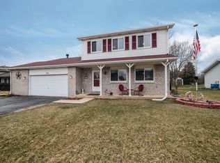 314 Beaver Xing, Oswego, IL 60543