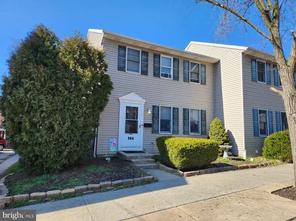 266 S 4th St, Columbia, PA 17512