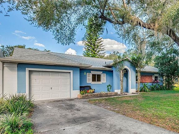 4th image of 3215 Cashmere Dr
