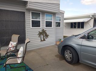 19 Fountain View Blvd, North Fort Myers, FL 33903