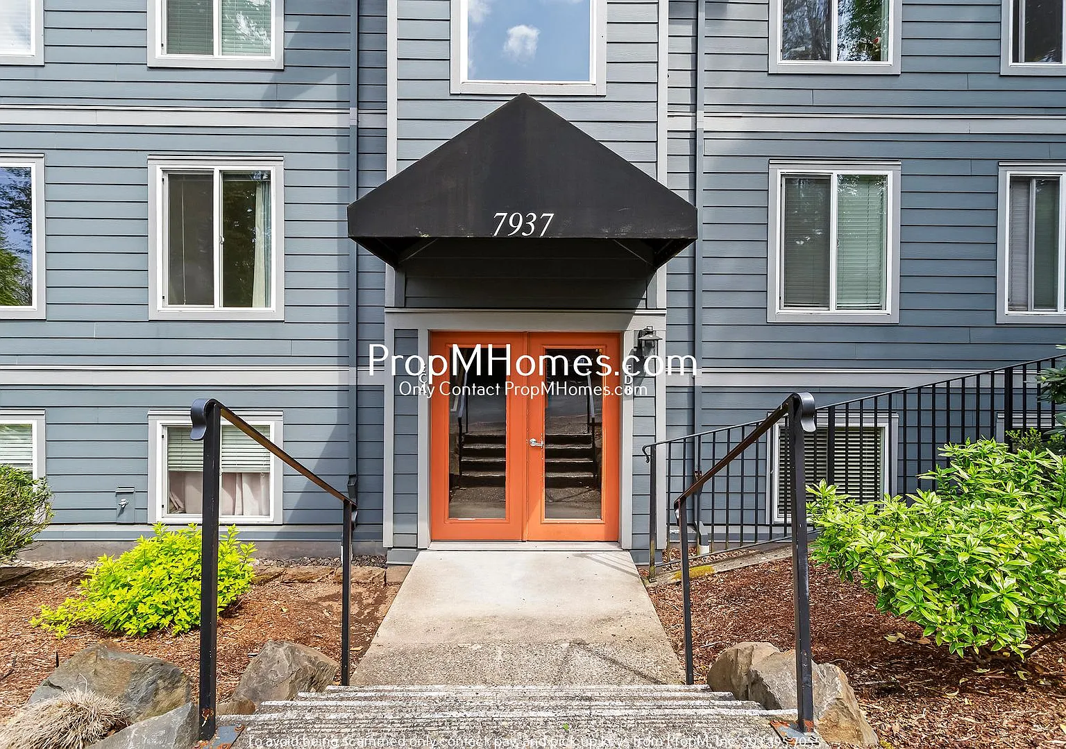 Beautifully Updated Condo in Multnomah Village - 3 Bedrooms! — Photo 2