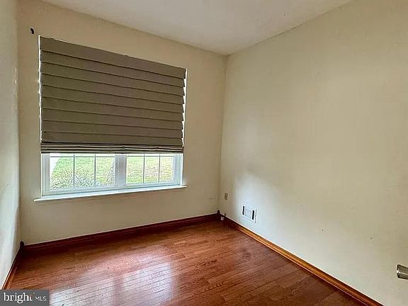 5th image of 7381 Elm Ct