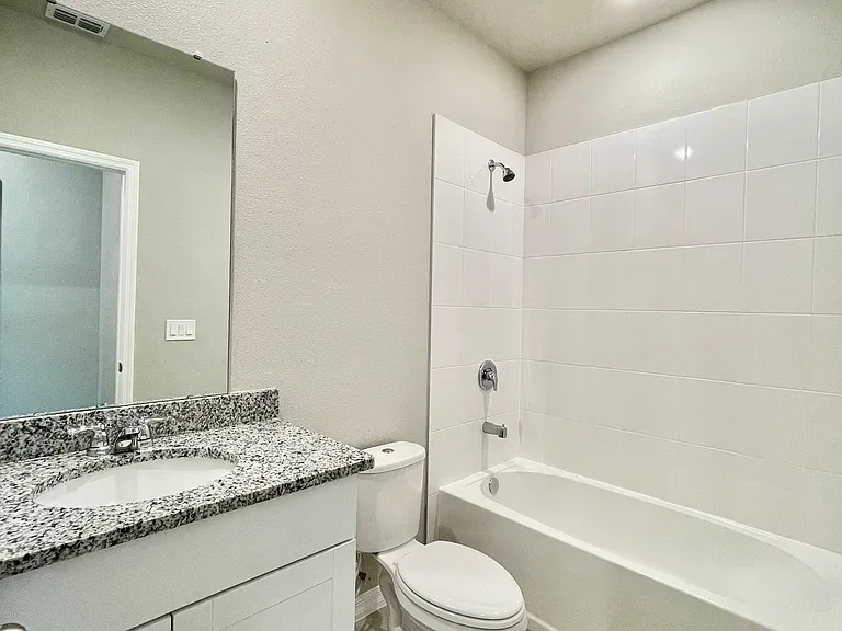 332 S Zuni Rd — Photo 22