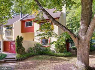 1595 Inlet Ct, Reston, VA 20190